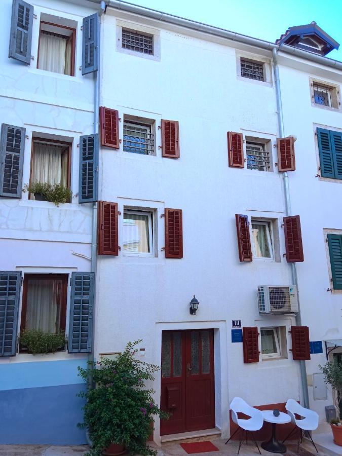 Old Town Vrsar, Apartments Danica & Zoran Kültér fotó